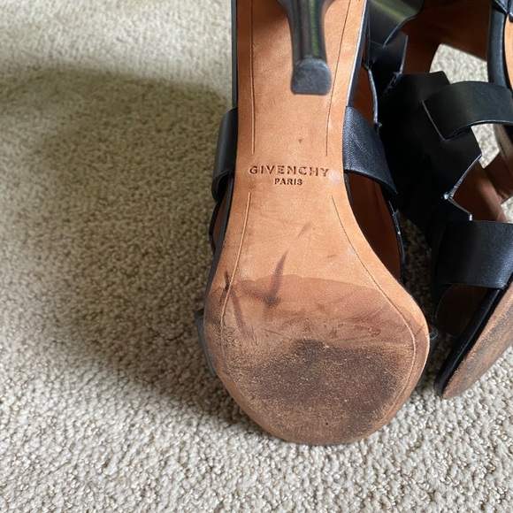 Authentic Givenchy caged woven leather high heels black edgy - Picture 5 of 7